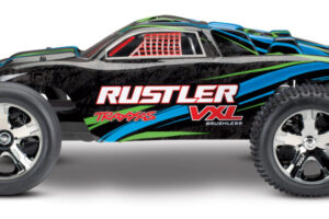 37076-4-Rustler-VXL-GREEN-sideview-left